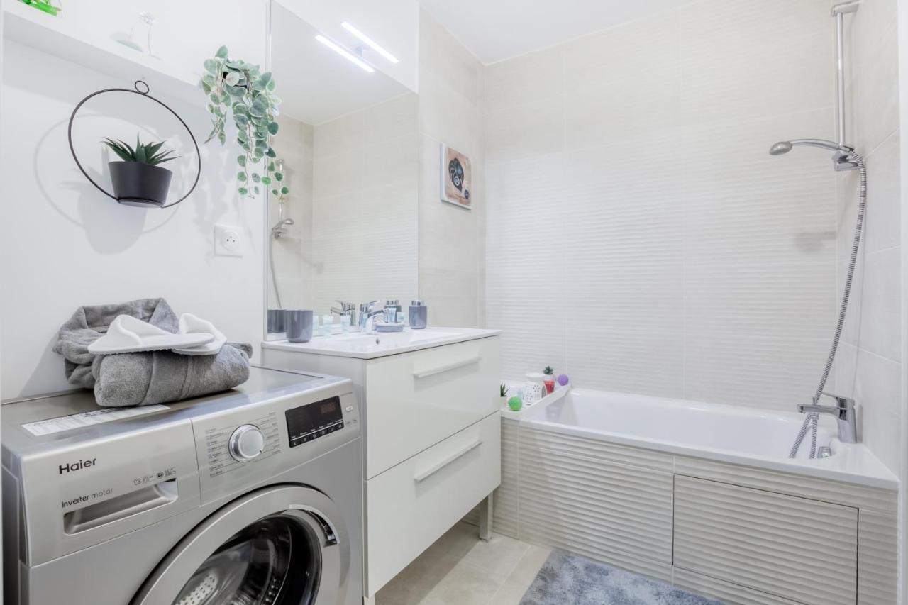 Luxueux Paris - Bagnolet - Les Lilas-Parking Gratuit エクステリア 写真